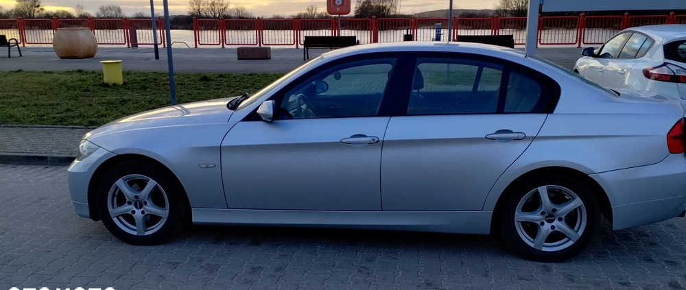 BMW Seria 3 cena 18000 przebieg: 296000, rok produkcji 2005 z Gryfino małe 92